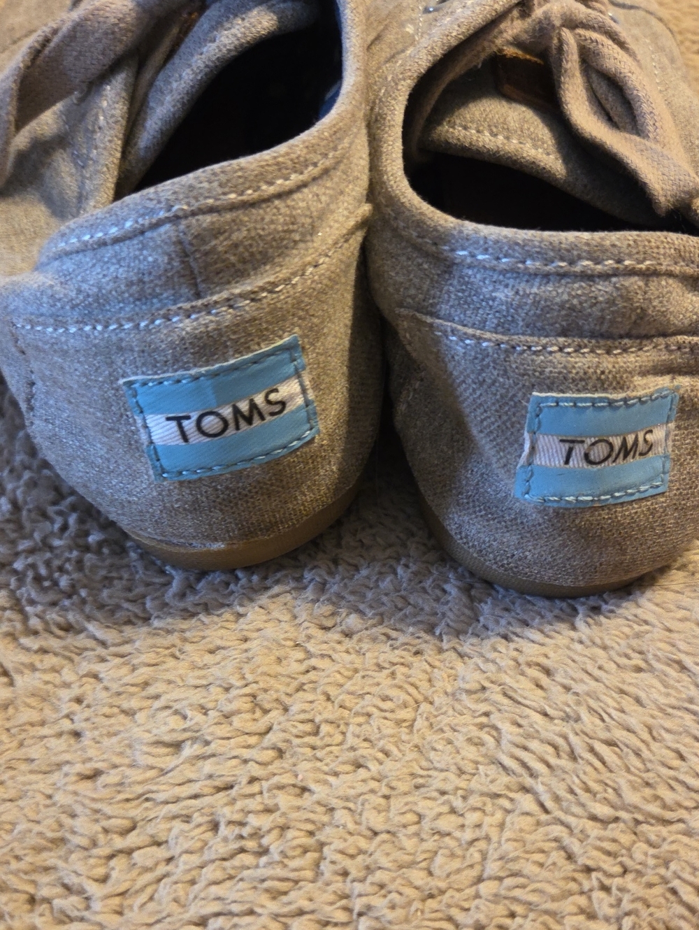 Toms - Picture 12 of 13
